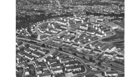 Luftaufnahme des Zollbergs, in der Mitte gut sichtbar die Zollbergstraße